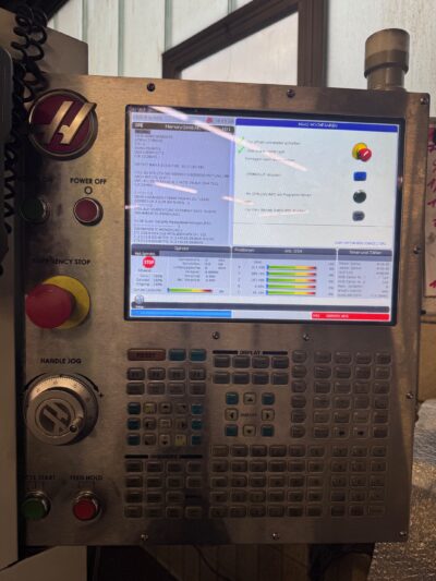 Universal Bearbeitungszentrum UMC 750SS – Bild 13