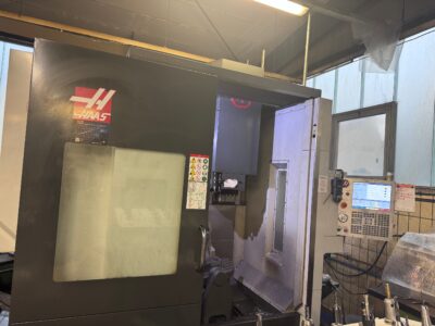 Universal Bearbeitungszentrum UMC 750SS – Bild 2