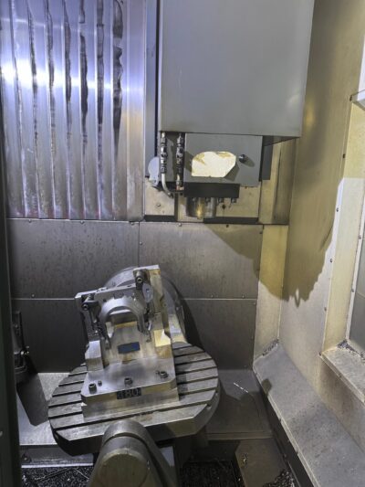 Universal Bearbeitungszentrum UMC 750SS – Bild 5